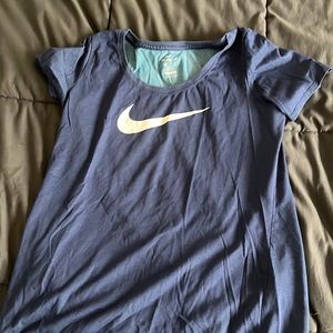 Nike t shirt